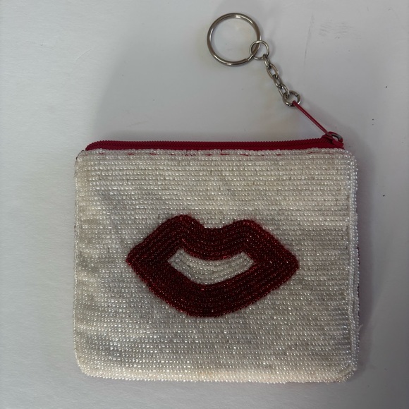 Beaded Kiss Lips Coin Purse - Picture 2 of 5